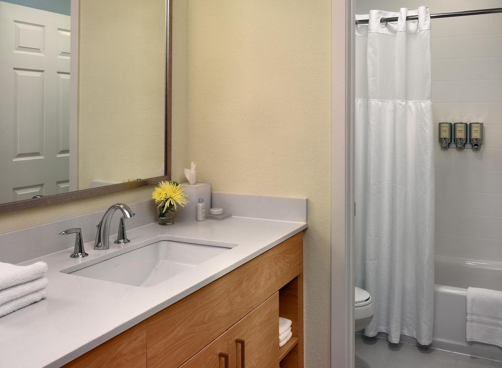 Sonesta Es Suites Cincinnati - Блу Аш Экстерьер фото