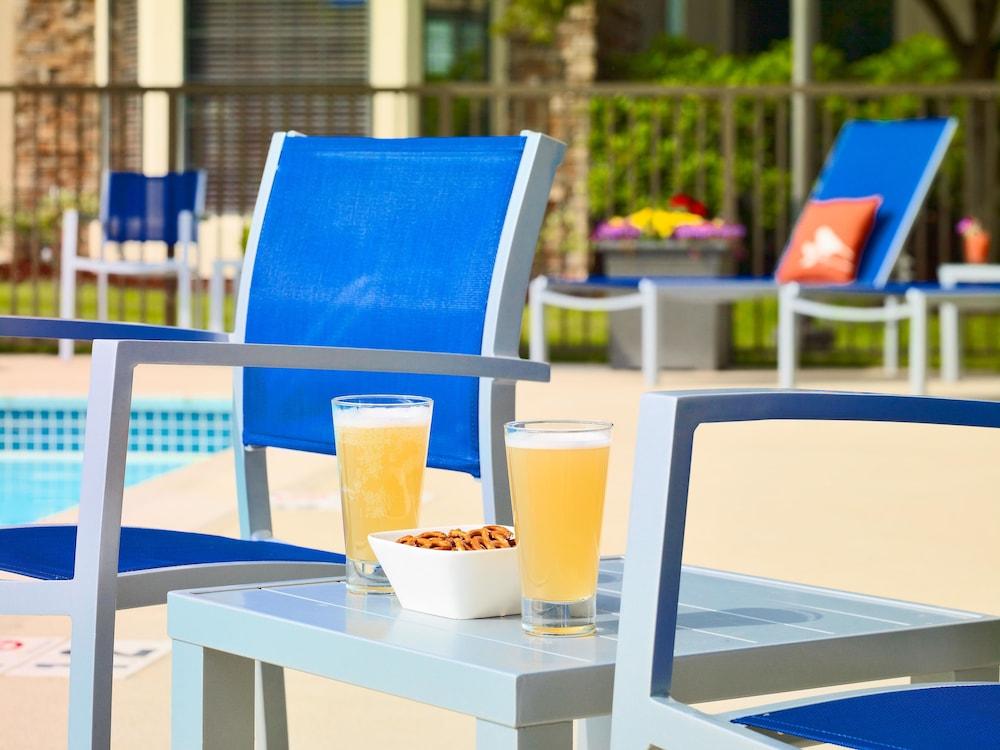 Sonesta Es Suites Cincinnati - Блу Аш Экстерьер фото