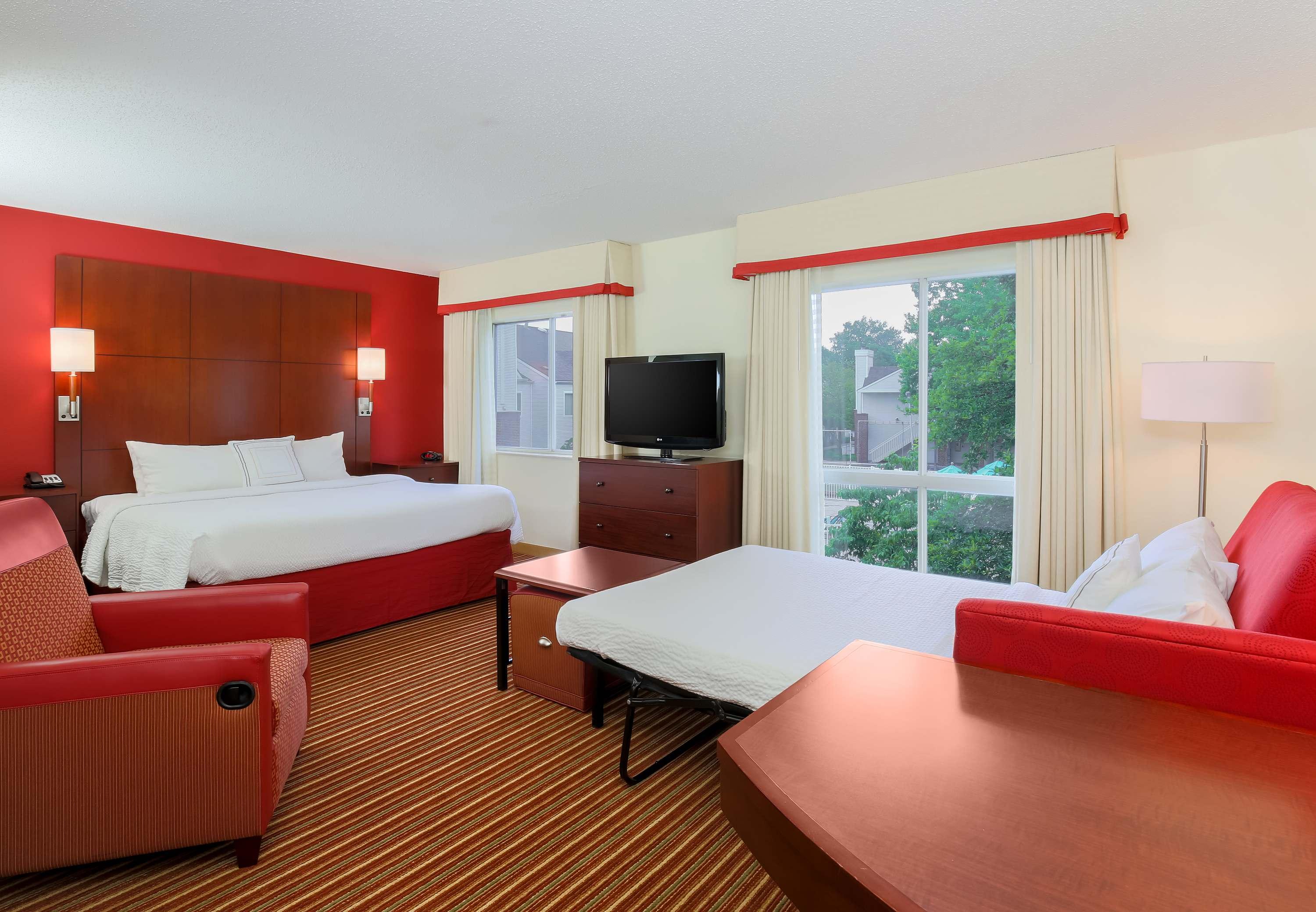 Sonesta Es Suites Cincinnati - Блу Аш Экстерьер фото