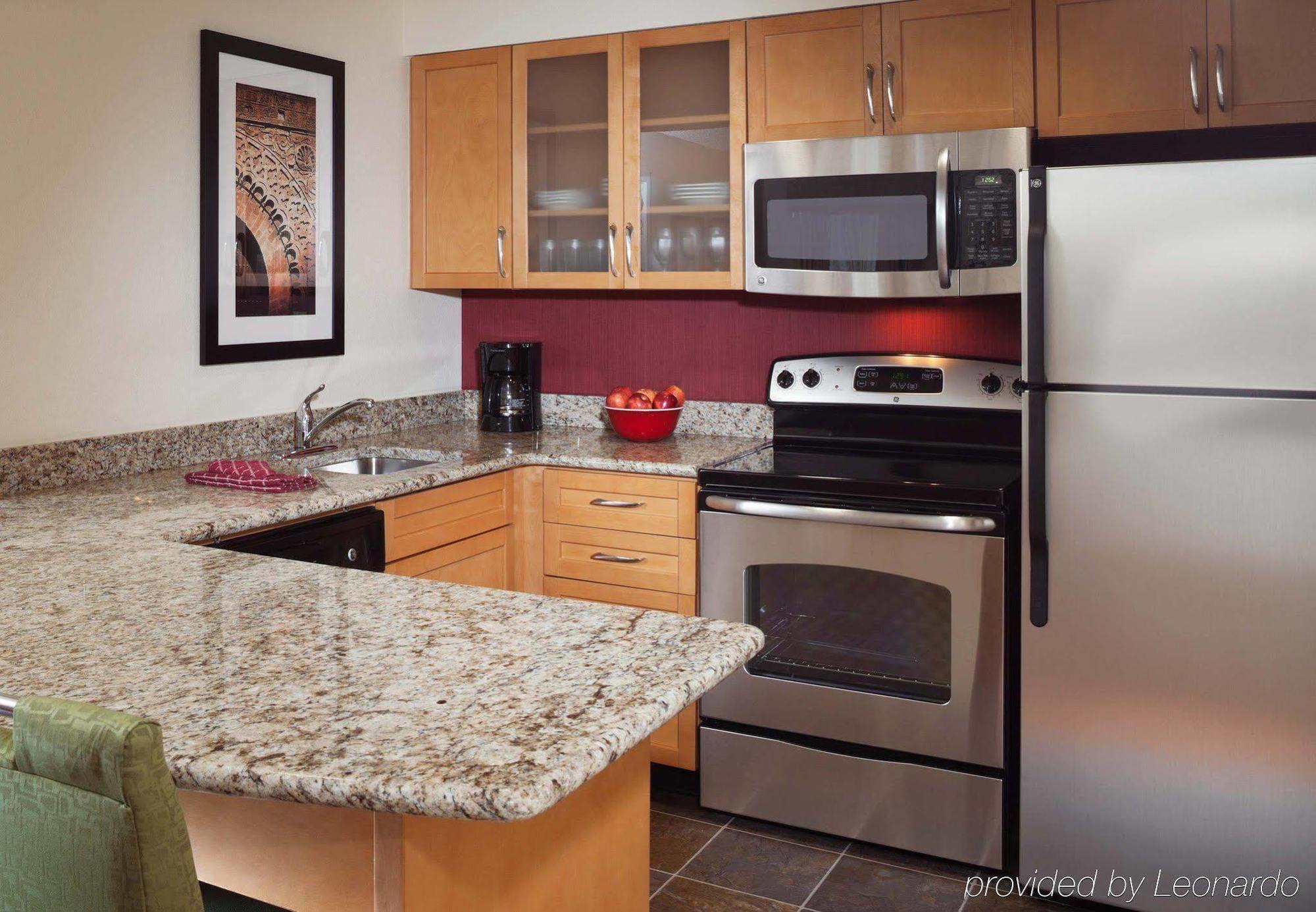 Sonesta Es Suites Cincinnati - Блу Аш Экстерьер фото