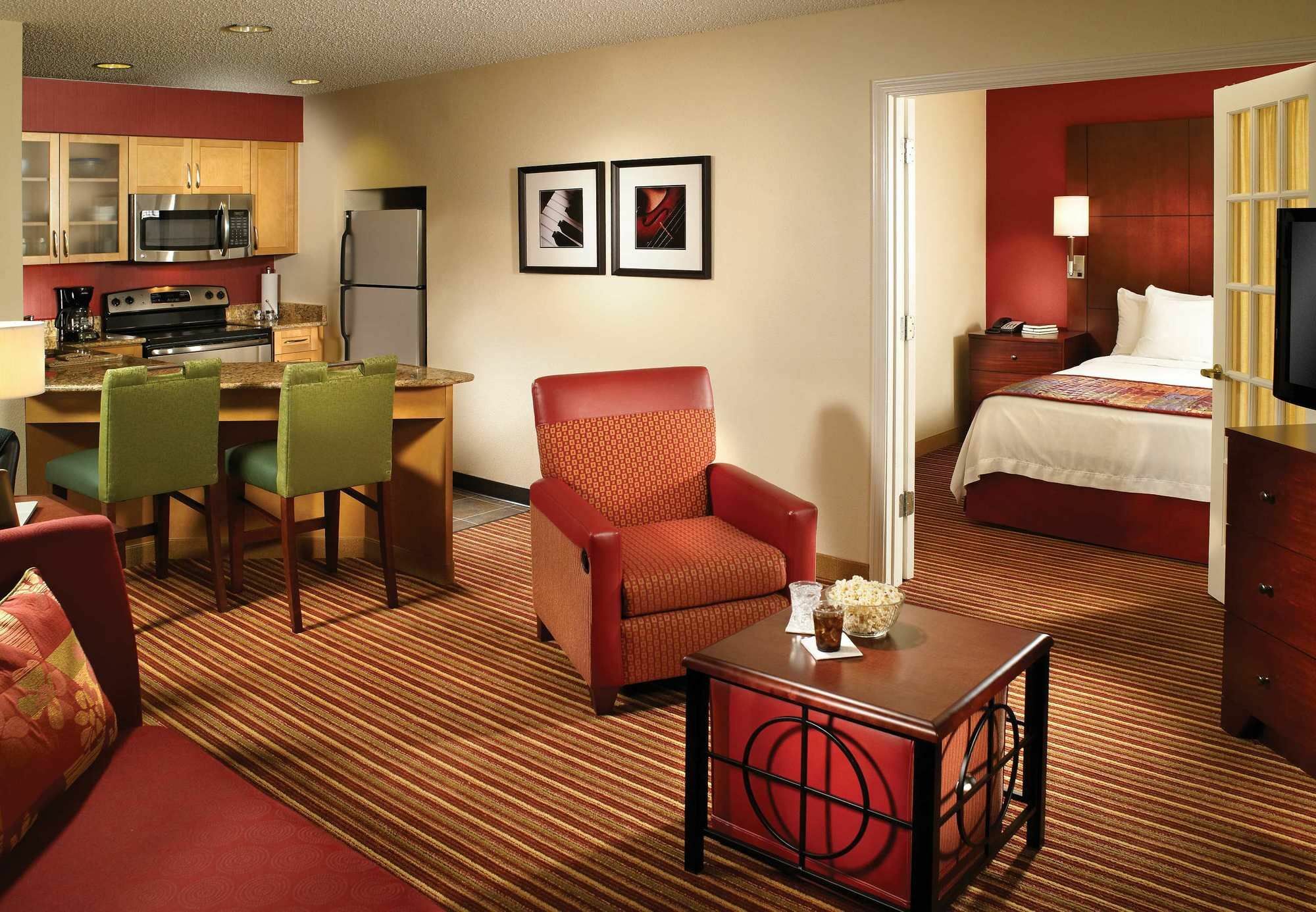 Sonesta Es Suites Cincinnati - Блу Аш Экстерьер фото